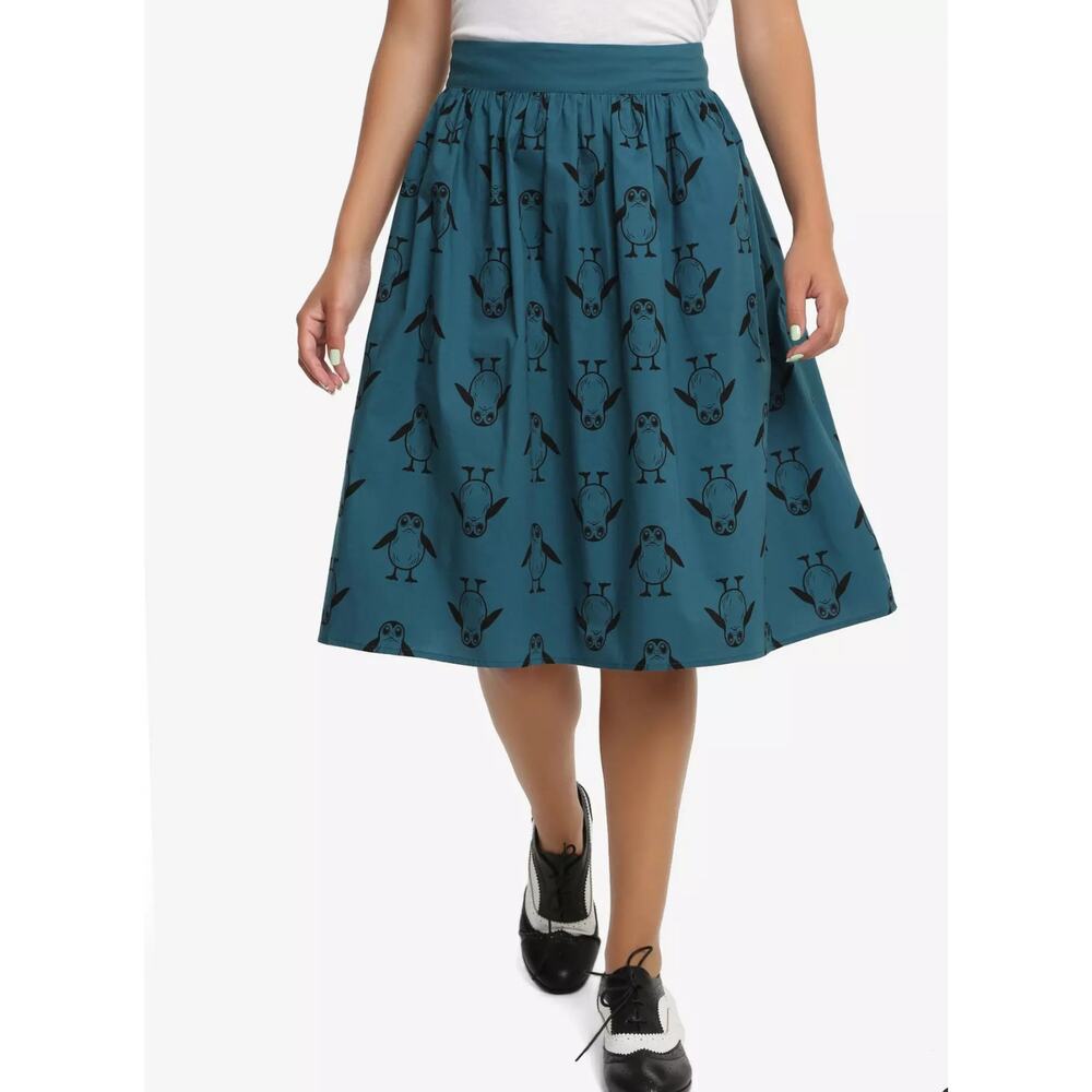 NWT Disney Parks Her Universe Star Wars: The Last Jedi Porg Retro Skirt L